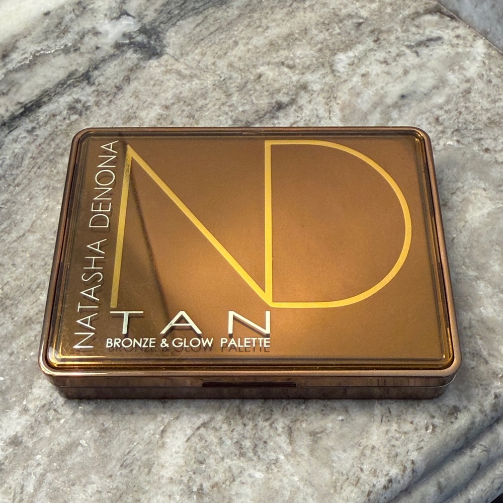 Natasha Denona Tan Bronze & Glow Palette - Picture 3 of 7